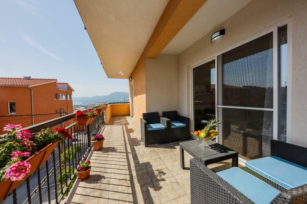 Apartments Selak สปลิท ภายนอก รูปภาพ