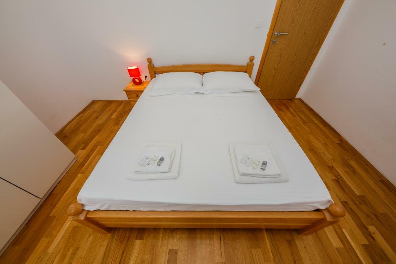 Apartments Selak สปลิท ภายนอก รูปภาพ